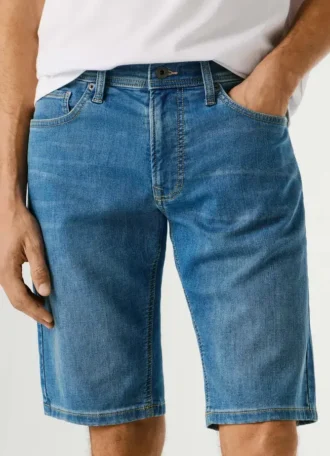 Bermudas vaqueras de corte ajustado