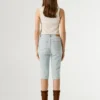 Bermudas vaqueras de corte ajustado