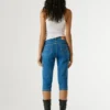Bermudas vaqueras de corte ajustado