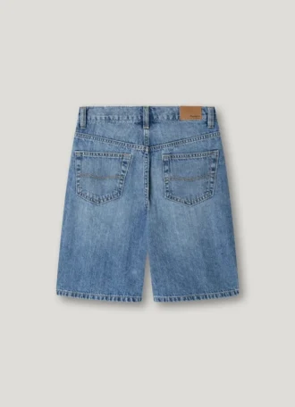 Bermudas vaqueras de corte holgado