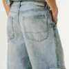 Bermudas vaqueras de corte holgado