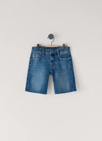 Bermudas vaqueras de corte recto