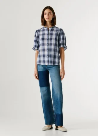 Blusa a cuadros con volantes