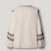 Blusa con detalles bordados