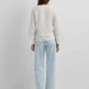 Blusa con detalles calados Blusa con detalles calados