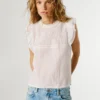 Blusa con detalles plisados