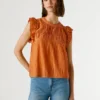 Blusa con detalles plisados Blusa con detalles plisados