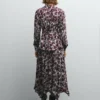 Blusa fluida con estampado floral