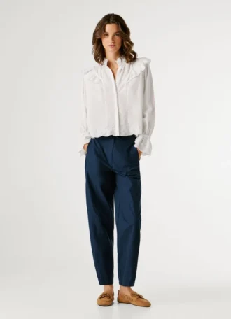 Blusa fluida con volantes