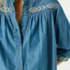 Blusa vaquera de corte recto