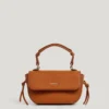 Bolso bandolera con solapa efecto piel