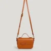 Bolso bandolera con solapa efecto piel