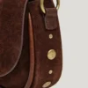 Bolso de ante con solapa Bolso de ante con solapa