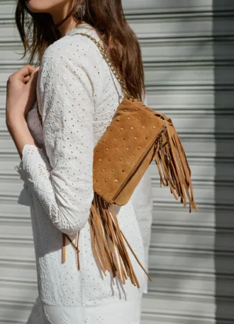 Bolso de hombro de ante con flecos
