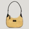 Bolso de rafia con forma de media luna Bolso de rafia con forma de media luna