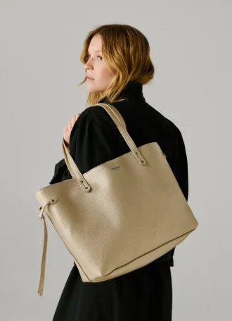 Bolso shopper con efecto piel
