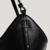 Bolso tote con efecto piel y tachuelas