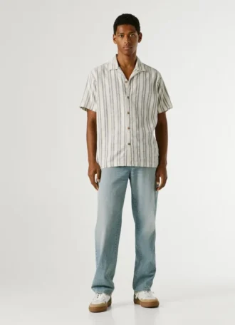 Camisa a rayas con cuello cubano