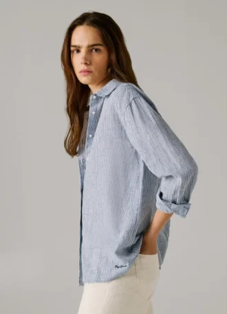 Camisa a rayas de corte holgado