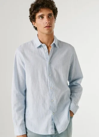 Camisa a rayas de corte regular