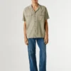 Camisa con cuello cubano