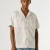 Camisa con cuello cubano Camisa con cuello cubano
