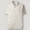 Camisa con cuello cubano Camisa con cuello cubano