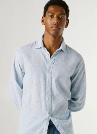 Camisa de corte regular con estampado geométrico