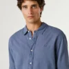 Camisa de corte regular teñida en prenda