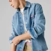 Camisa de denim de corte holgado