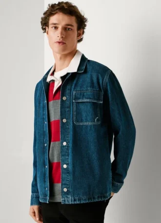 Camisa de denim de corte holgado