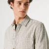 Camisa de pana de corte regular