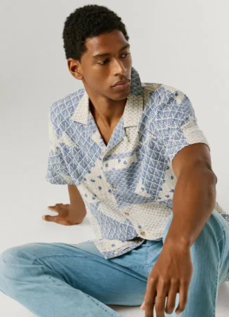 Camisa de patchwork con cuello cubano