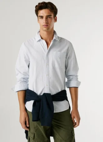 Camisa Oxford a rayas de corte regular