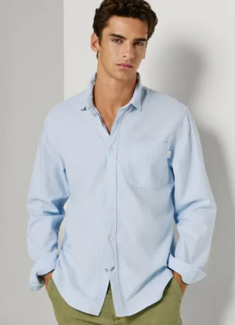 Camisa Oxford de corte regular
