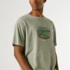 Camiseta con estampado artístico Camiseta con estampado artístico