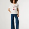Camiseta con estampado artístico Camiseta con estampado artístico