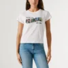 Camiseta con estampado artístico