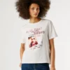 Camiseta con estampado artístico Camiseta con estampado artístico
