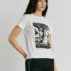 Camiseta con estampado artístico Camiseta con estampado artístico