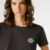 Camiseta con estampado artístico Camiseta con estampado artístico