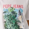 Camiseta con estampado artístico Camiseta con estampado artístico