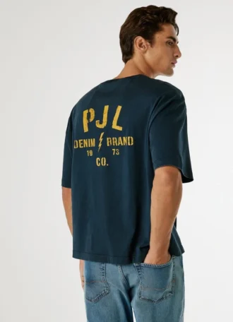 Camiseta con estampado en la espalda