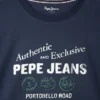 Camiseta con estampado gráfico y corte holgado