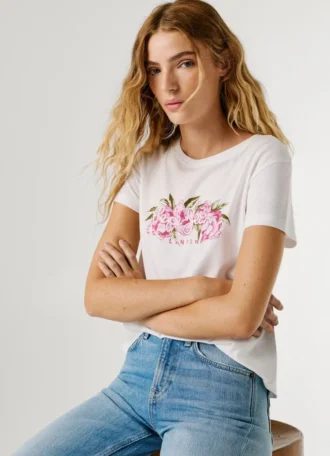 Camiseta con logo floral estampado