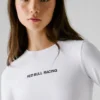 Camiseta con logotipo bordado Camiseta con logotipo bordado