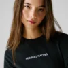 Camiseta con logotipo bordado Camiseta con logotipo bordado