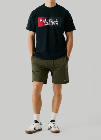 Camiseta con logotipo en degradado