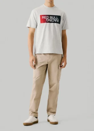 Camiseta con logotipo en degradado