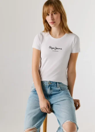 Camiseta de corte ajustado con estampado de logotipo